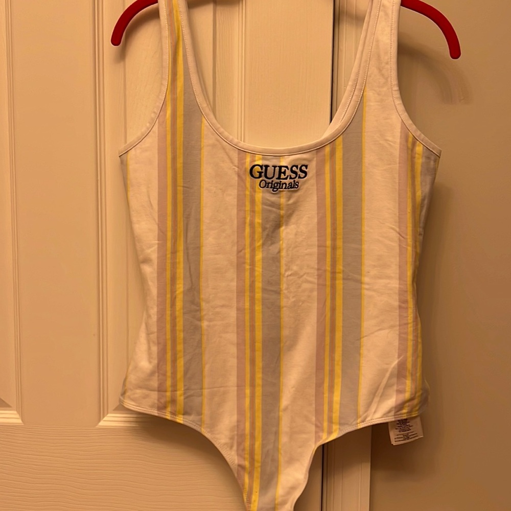 Woman Guess Bodysuit Size Large NWT